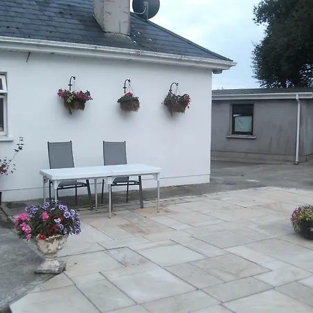 Bed & Breakfast Insiara Cork